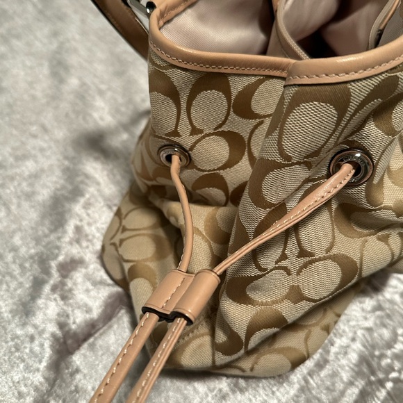 Coach Tan and Pink Women's Bag - Picture 4 of 14